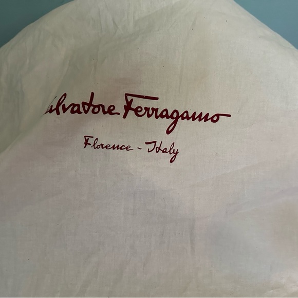 Salvatore Ferragamo Med Melinda Tote Pristine Natural Leather Color Authentic - Picture 10 of 12